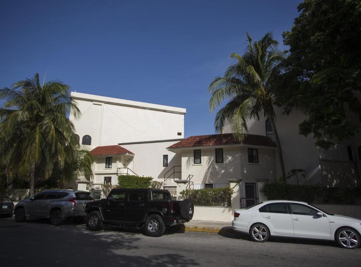Cozy Loft With Pool, One Block From The Beach! كانكون المظهر الخارجي الصورة